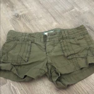Army green American Eagle shorts
